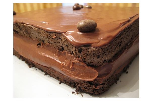 Mocha Layer Cake With Chocolate-Rum Cream Filling