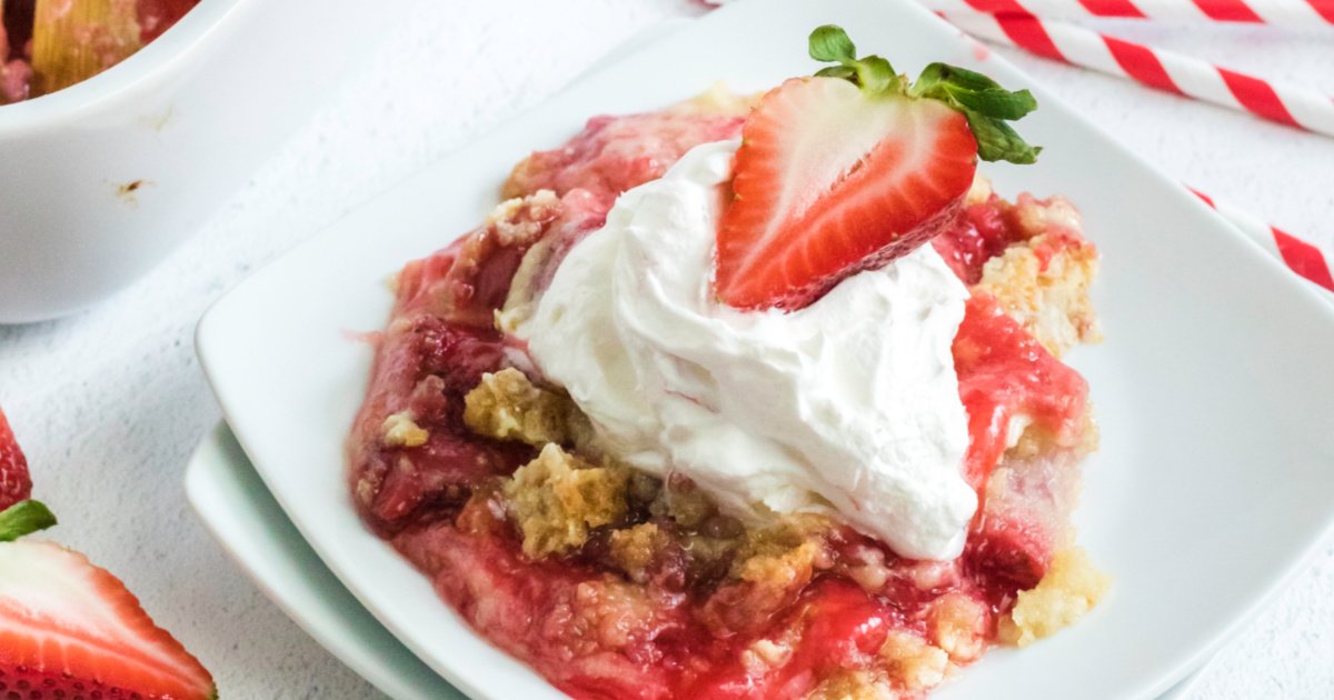 Easy Strawberry Dump Cake