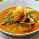 Kari Kepala Ikan Bersama Belimbing Buluh (Fish Head Curry)